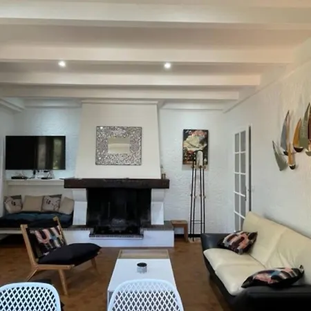 Dom wakacyjny Jalymour For 4 Persons In Le Canon